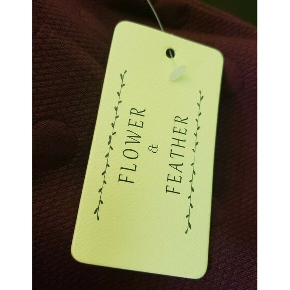 Flower & Feather Short Sleeve Top Womens Textured Polka Dot Sz S NWT Burgundy - Picture 4 of 6